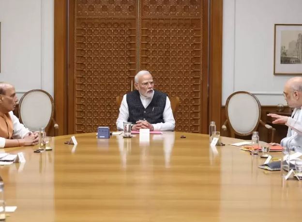 रक्षा सचिव से मिले PM मोदी,तय हो रहा पहलगाम का अंजाम