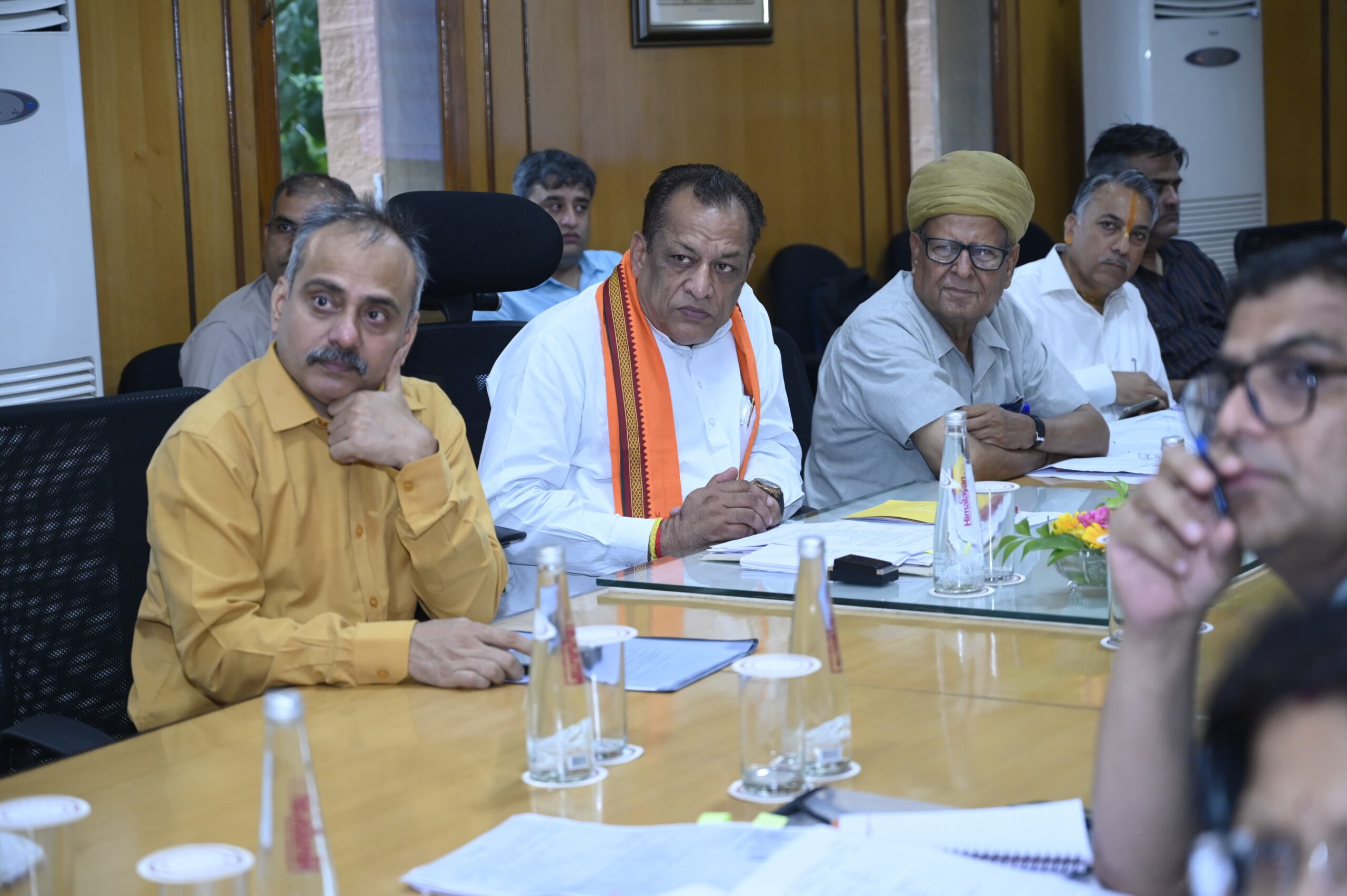 मंत्री जोराराम कुमावत ने मंदिरों की जमीन से अतिक्रमण हटाने के लिए दी सख्त हिदायत